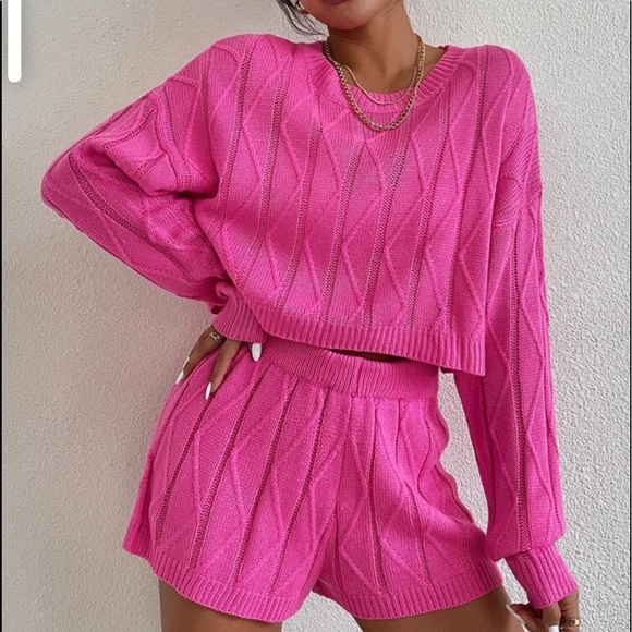 Hot Pink Over Sized Sweater Crop Top & Short Lounge Set - Picture 3 of 10